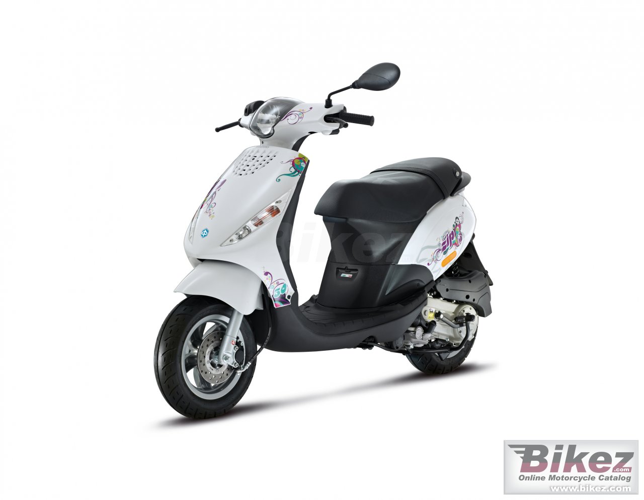 Big Piaggio zip special edition picture and wallpaper from Bikez.com